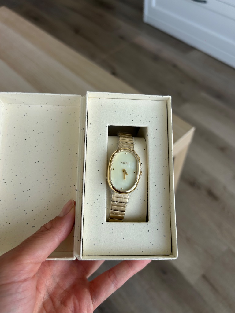 Breda Jane Gold Bracelet Watch Brand New In Box — image 4 of 8
